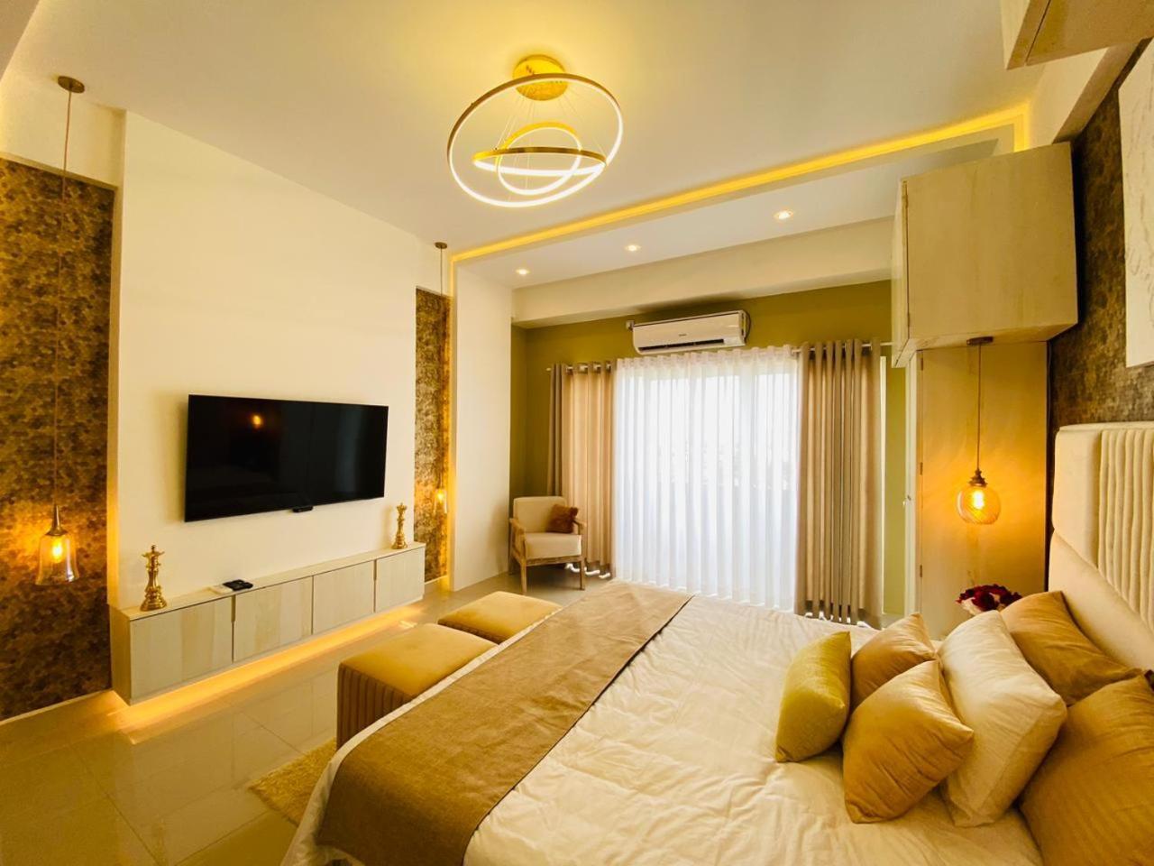 Ocean Breeze - Udaya Luxury Apartments Негомбо Экстерьер фото